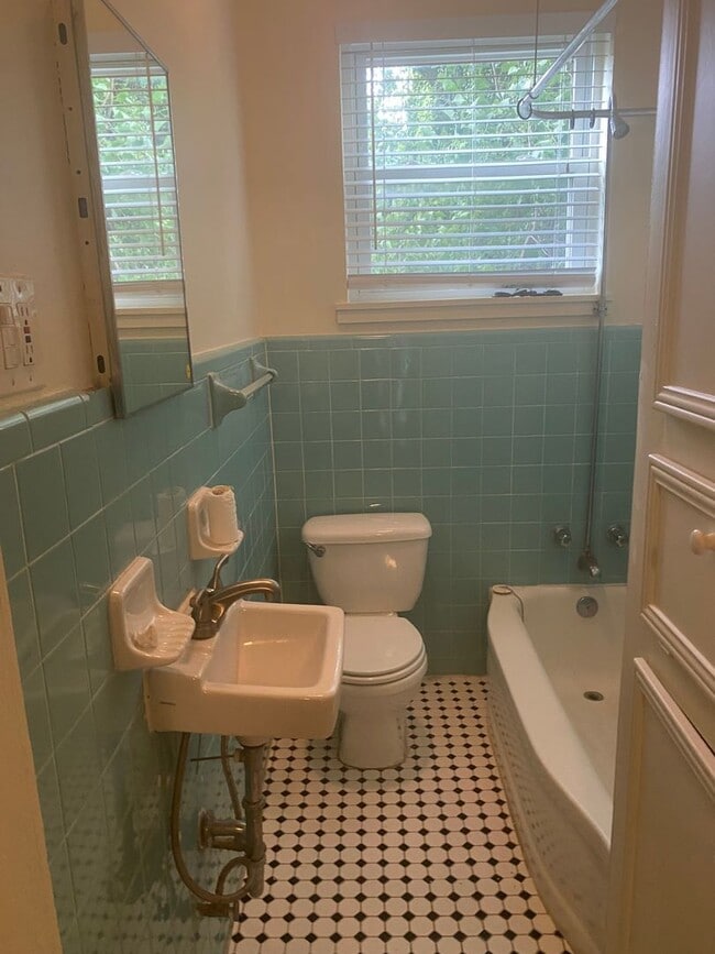 815.5 Roosevelt Pl in New Orleans, LA - Building Photo - Building Photo
