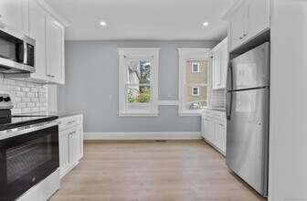 74 4th St in New Haven, CT - Building Photo - Building Photo