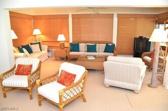 56 Gulf Shore Blvd S in Naples, FL - Building Photo - Building Photo