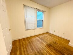 733 Parker St, Unit 2 in Boston, MA - Building Photo - Building Photo