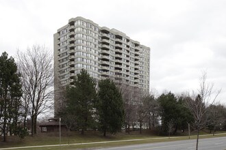 Trillium in Toronto, ON - Building Photo - Building Photo