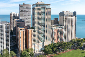 The Pearson in Chicago, IL - Foto de edificio - Building Photo