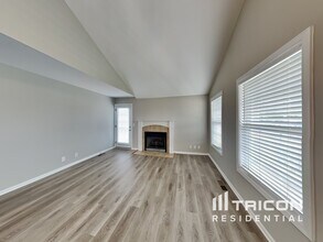 3764 S Jot Dr in Clarksville, TN - Building Photo - Building Photo