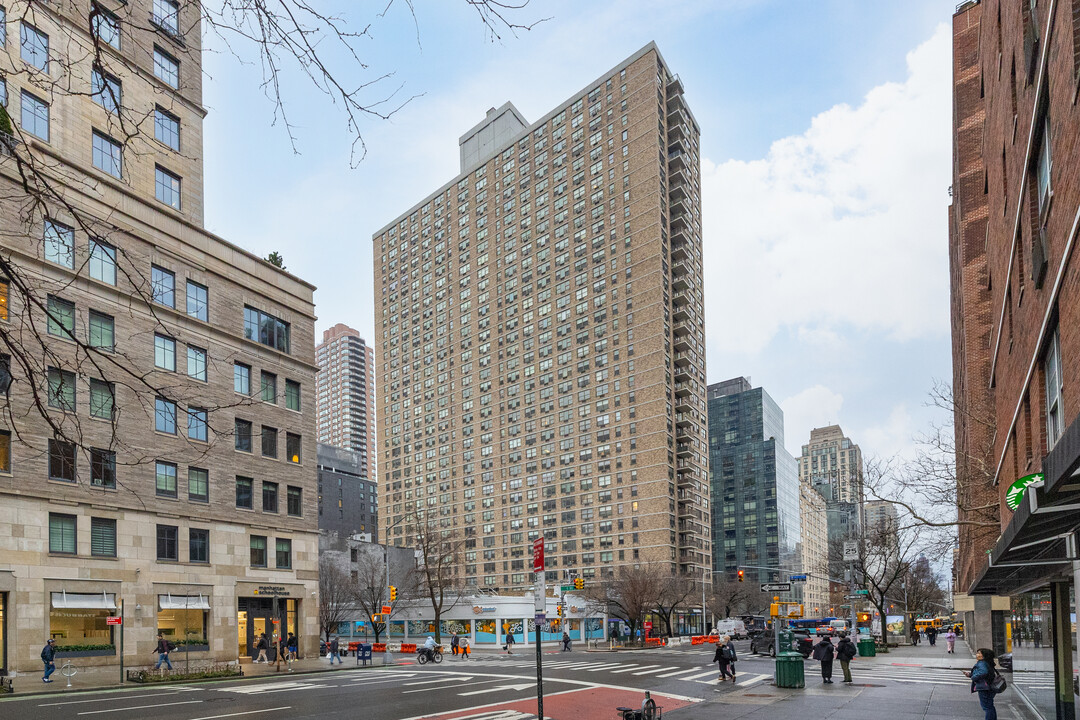 Continental Towers in New York, NY - Building Photo