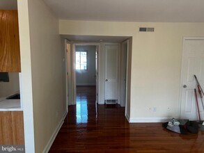 520 Franklin St NE in Washington, DC - Building Photo - Building Photo