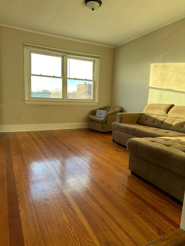 45 Slater St in Fall River, MA - Building Photo - Building Photo