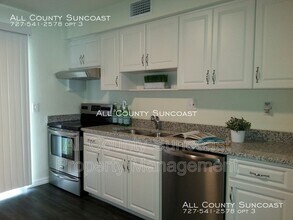 7450 35th St N in Pinellas Park, FL - Building Photo - Building Photo