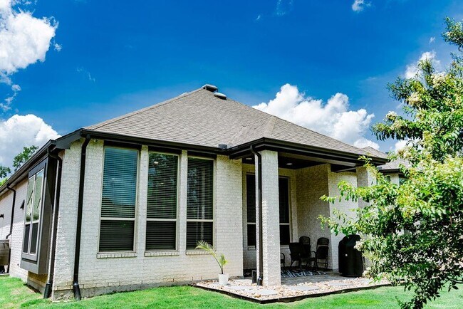 17469 Chestnut Cove Dr in Conroe, TX - Building Photo - Building Photo
