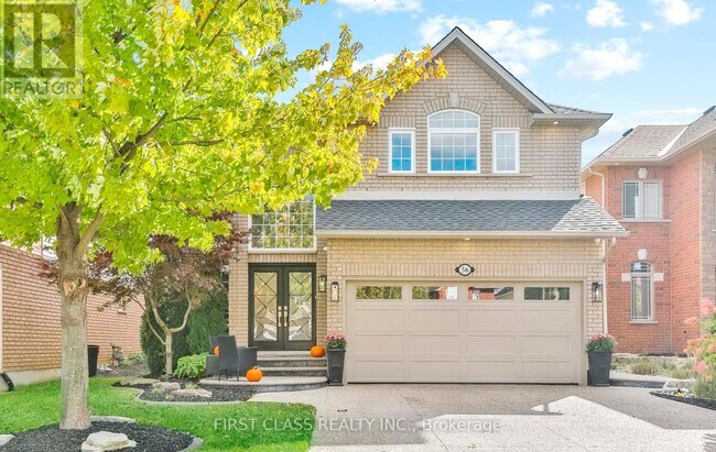 56 Moorland Crescent in Hamilton, ON - Building Photo - Building Photo