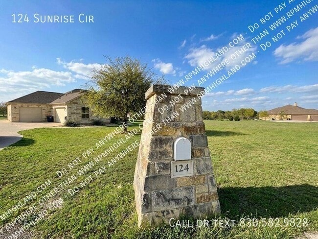 124 Sunrise Cir in Liberty Hill, TX - Building Photo - Building Photo