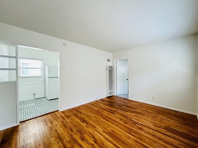 property at 738 Washington Blvd