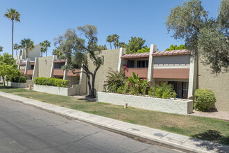 Maya's Condominiums in Scottsdale, AZ - Building Photo - Building Photo