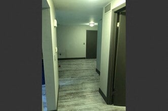 614 Englewood Ave in Tonawanda, NY - Foto de edificio - Building Photo