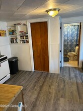 93 Hudson Ave, Unit 2 in Green Island, NY - Building Photo - Building Photo