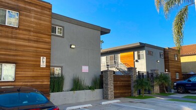 3952 Iowa St in San Diego, CA - Building Photo - Interior Photo