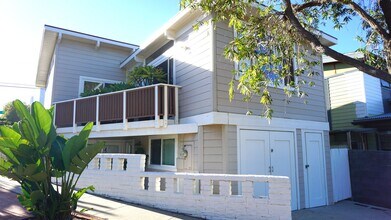 341 Neptune Ave in Encinitas, CA - Building Photo - Building Photo