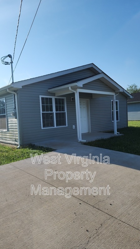 property at 760 Circleview Dr