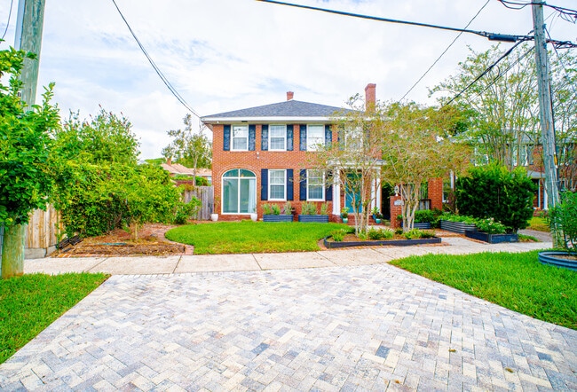 1215 Landon Ave in Jacksonville, FL - Building Photo - Building Photo