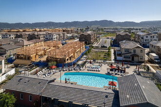 Heirloom Farms in Temecula, CA - Foto de edificio - Building Photo