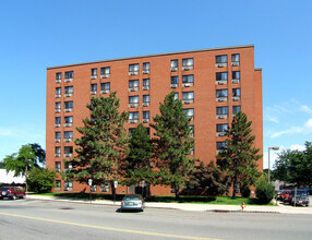 Mill Pond Towers in Dover, NJ - Building Photo - Building Photo