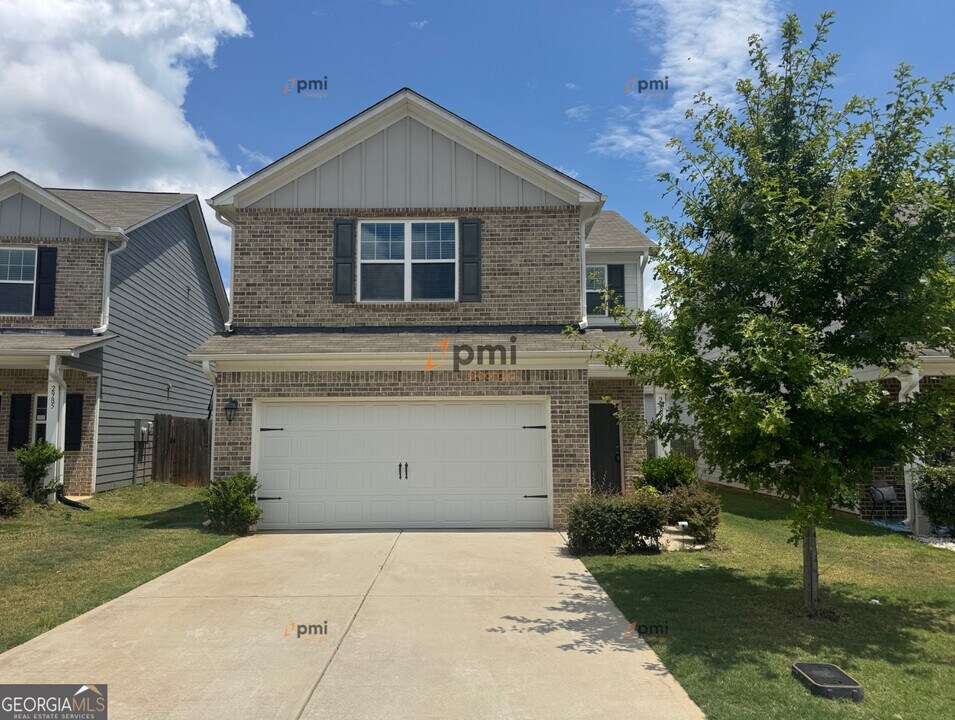 2889 Cleburne Ter in Hampton, GA - Building Photo