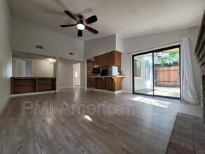 5108 Parque Vista Way in Carmichael, CA - Building Photo - Building Photo