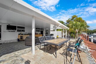 1311 NE 27th Way in Pompano Beach, FL - Building Photo - Building Photo