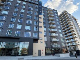 30 Rue Jos-Montferrand in Gatineau, QC - Building Photo