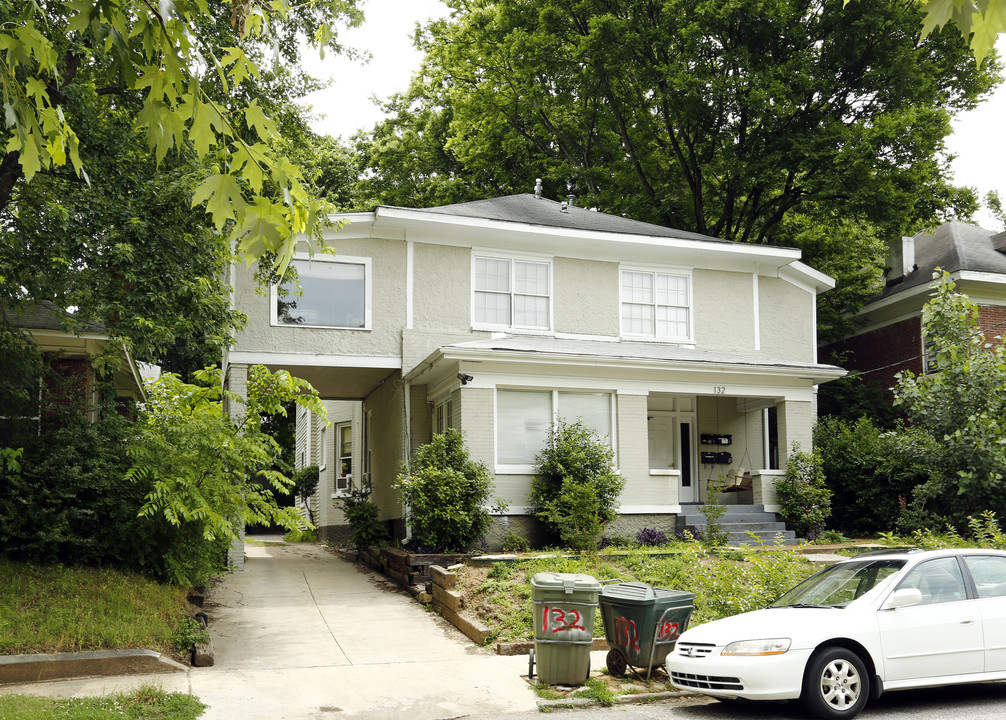 132 N Evergreen St in Memphis, TN - Building Photo