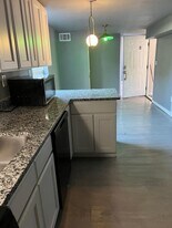 2523 S Vernon Ave in Dallas, TX - Building Photo