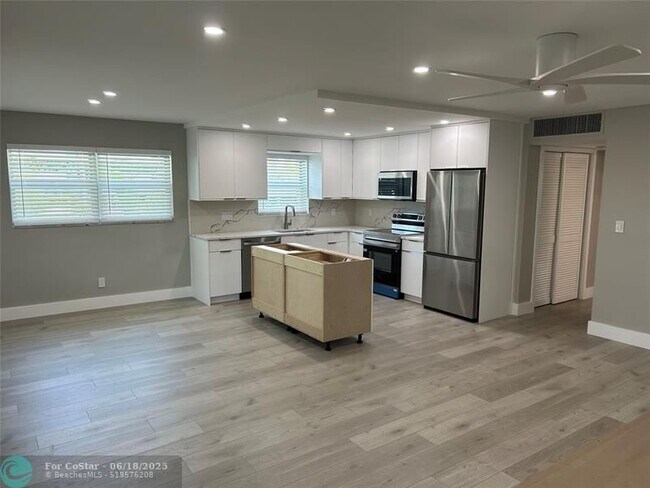 5200 NE 24th Terrace in Fort Lauderdale, FL - Building Photo - Building Photo