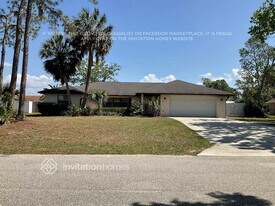 5132 Royal Oak Dr in Fruitland Park, FL - Building Photo