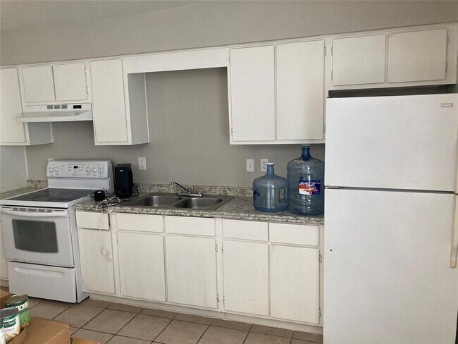 property at 5130 Chapman St