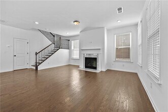 4674 Dewitt Dr in Duluth, GA - Building Photo - Building Photo