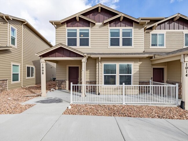 property at 1008 Petra Heights