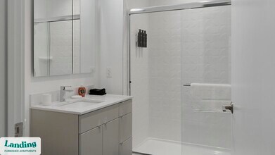 620 Foster St, Unit 817 in Durham, NC - Building Photo - Building Photo