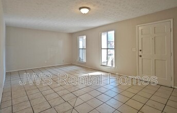 7201 Arlington Expy in Jacksonville, FL - Building Photo - Building Photo