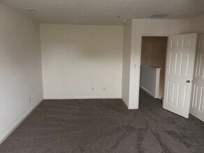 2201 Main St in Chester, MD - Building Photo - Building Photo