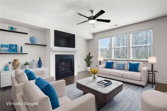 813 Whittington Pkwy in Marietta, GA - Foto de edificio - Building Photo