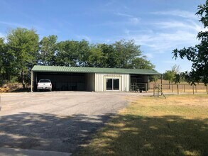 459 Silver Ln in Azle, TX - Building Photo - Building Photo