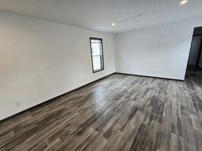 365 Brutus Dr in Lakeville, MN - Building Photo - Building Photo