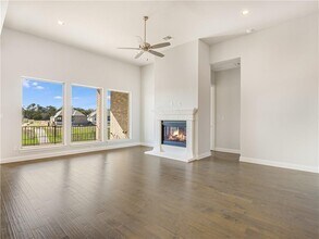 129 Santa Maria St in Georgetown, TX - Building Photo - Building Photo