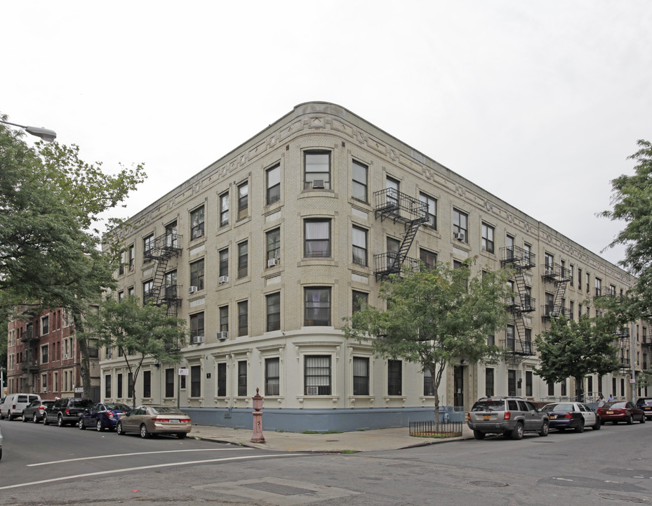 79 Woodruff Ave in Brooklyn, NY - Building Photo