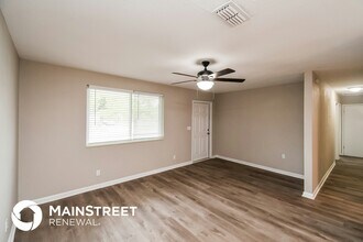 10910 Indies Dr S in Jacksonville, FL - Building Photo - Building Photo