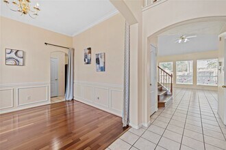 11130 Camino Oaks Dr in Houston, TX - Building Photo - Building Photo