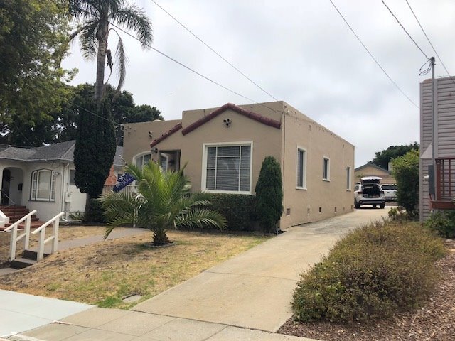 927 W Franklin St in Monterey, CA - Building Photo - Building Photo