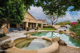 7743 E Nestling Way in Scottsdale, AZ - Building Photo