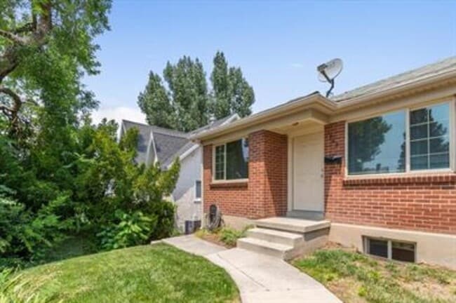 1263 E Emerson Ave in Salt Lake City, UT - Building Photo - Building Photo