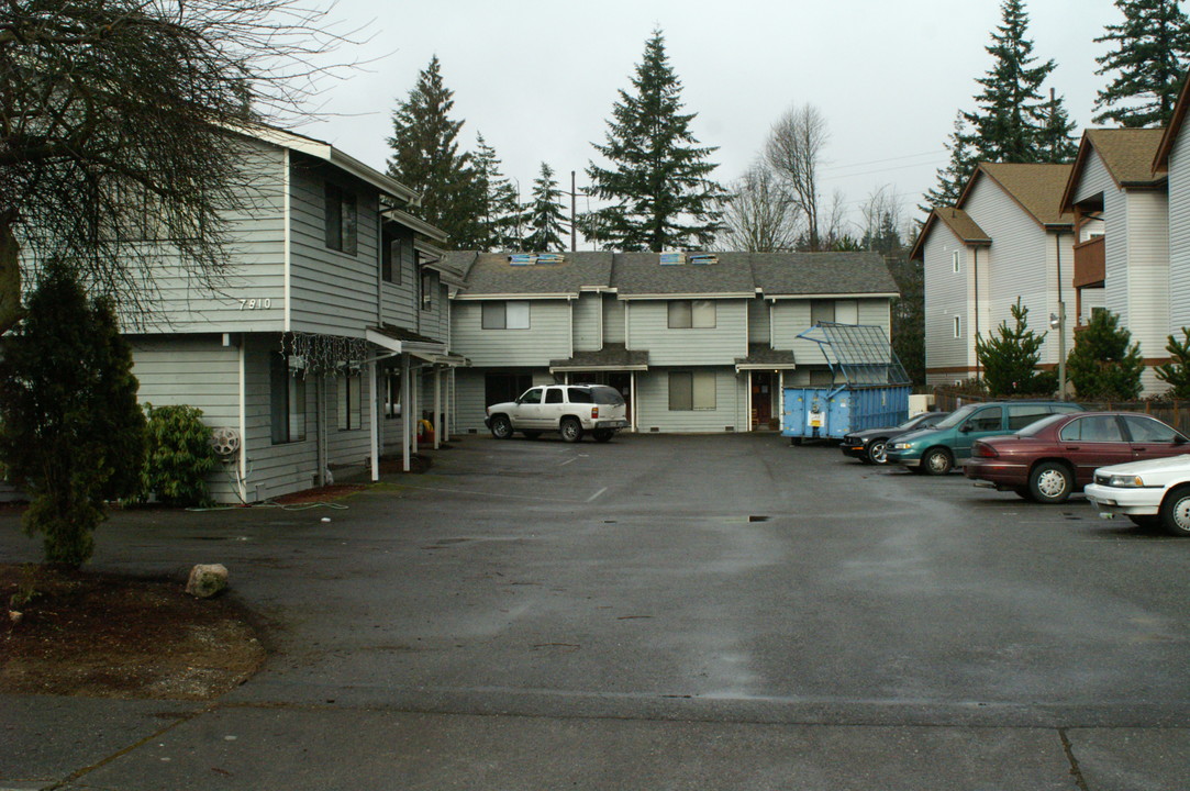 Timber Hill Apartments in Everett, WA - Building Photo