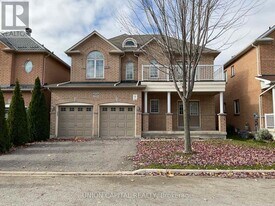 54 Kindy St in Markham, ON - Building Photo